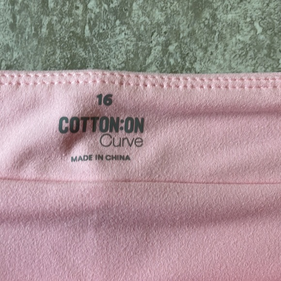 Cotton on curve cycling shorts size 12 orange - Picture 5 of 8